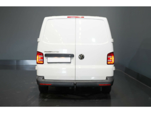 Volkswagen Transporter Van 2.0 TDI 150 hp DSG Aut. (Demo) 2.5t Towbar/ Airco/ Doors