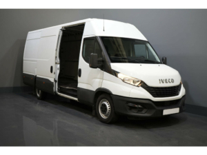 Iveco Daily Van 3.0 180 hp 410L Carplay/ Camera/ Navi/ Cruise/ PDC/ Gev. seat