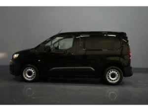 Peugeot Partner Van 1.5 HDI 130 hp Aut. Carplay/ Camera/ PDC/ Cruise/ Airco