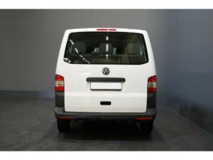 Volkswagen Transporter Kombi Passenger Transport 2.0 TDI 140 hp DSG Aut. L2 Combi BPM Free! € 22,922,- Incl. VAT 9 Passenger/ 9 P/ Airco/ Cruise