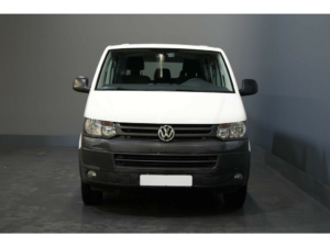 Volkswagen Transporter Kombi Passenger Transport 2.0 TDI 140 hp DSG Aut. L2 Combi BPM Free! € 22,922,- Incl. VAT 9 Passenger/ 9 P/ Airco/ Cruise