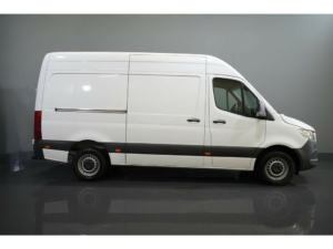 Mercedes-Benz Sprinter Van 314 2.2 CDI Aut. RWD L2H2 10