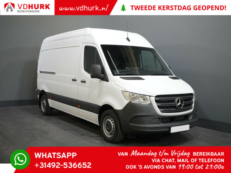 Mercedes-Benz Sprinter Van 315 CDI Aut. L2H2 3.5T PTAC/ MBUX/ Navi/ Carplay/ Croisière/ Caméra/ Chauffage pare-brise.