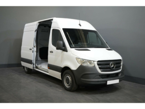 Mercedes-Benz Sprinter Van 315 CDI Aut. L2H2 3.5T GVW/ MBUX/ Navi/ Carplay/ Cruise/ Camera/ Windshield heater.