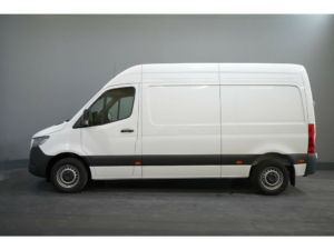 Mercedes-Benz Sprinter Van 315 CDI Aut. L2H2 3.5T GVW/ MBUX/ Navi/ Carplay/ Cruise/ Camera/ Windshield heater.