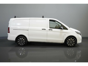 Mercedes-Benz Vito Van 114 CDI Aut. L2 Adapt. Cruise/ Stand heater/ Seatverw./ Interior/ Carplay/ Navi/ Camera/ Towing hook