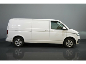 Volkswagen Transporter Van T6.1 2.0 TDI 150 hp DSG Aut. L2 Adapt.Cruise/ LED/ Seatverw./ Carplay/ Towbar