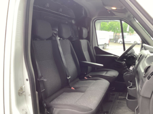 Opel Movano Șasiu cabină 35 2.3 CDTI E6 L2H2 Navi/ Suport de acoperiș + scări/ Cameră/ interior/ Climatizare/ Croazieră/ Cârlig de remorcare