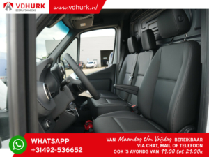 Mercedes-Benz Sprinter Bestelbus 317 L3H2 170 pk Aut. VOORRAAD LED/ 3.5t Trekhaak/ MBUX/ Carplay/ Navi/ Camera/ Cruise