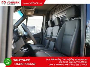 Mercedes-Benz Sprinter Bestelbus 317 L3H2 170 pk Aut. VOORRAAD LED/ 3.5t Trekhaak/ MBUX/ Carplay/ Navi/ Camera/ Cruise