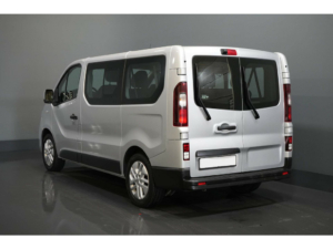 Renault Trafic Passenger Transport 2.0 dCi 145 hp (€29,088 incl. VAT/BPM) Combi/ Kombi/ 9 Person/ 9 P/ Carplay/ Seatverw./ Camera/ LMV/ PDC/ Cruise