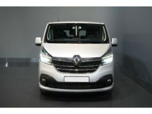 Renault Trafic Passenger Transport 2.0 dCi 145 hp (€29,088 incl. VAT/BPM) Combi/ Kombi/ 9 Person/ 9 P/ Carplay/ Seatverw./ Camera/ LMV/ PDC/ Cruise