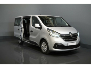 Renault Trafic Passenger Transport 2.0 dCi 145 hp (€29,088 incl. VAT/BPM) Combi/ Kombi/ 9 Person/ 9 P/ Carplay/ Seatverw./ Camera/ LMV/ PDC/ Cruise