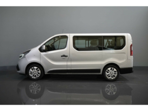 Renault Trafic Passenger Transport 2.0 dCi 145 hp (€29,088 incl. VAT/BPM) Combi/ Kombi/ 9 Person/ 9 P/ Carplay/ Seatverw./ Camera/ LMV/ PDC/ Cruise