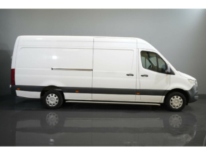 Mercedes-Benz Sprinter Van 315 CDI Aut. L3H2 Navi/ Carplay/ Camera/ Cruise/ 270Gr. Doors/ Sidebars