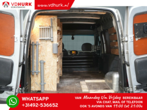 Vauxhall Combo Van 1.7 CDTi 100 CP MARGE Se conduce bine/ MOT 11-24/ Aer condiționat/ Centură V.V/ Cârlig de remorcare