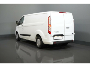 Ford Transit Custom Van 2.0 TDCI 130 hp L2 2.8t Towingverm./ Windshield verw./ Cruise/ PDC V+A/ DAB