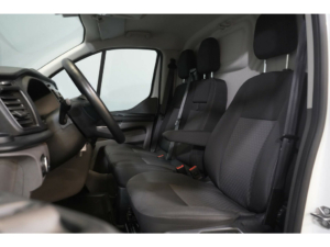 Ford Transit Custom Van 2.0 TDCI 130 hp L2 2.8t Towingverm./ Windshield verw./ Cruise/ PDC V+A/ DAB