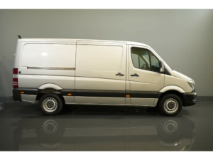 Mercedes-Benz Sprinter Van 319 3.0 V6 EURO6 L2H1 3.5t Trekverm./ Gev.Stoel/ Stoelverw./ Camera/ Cruise/ Navi/ Airco/ Towing hook