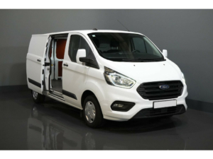 Ford Transit Custom Van 2.0 TDCI 130 hp L2 2.8t Towingverm./ Windshield verw./ Cruise/ PDC V+A/ DAB