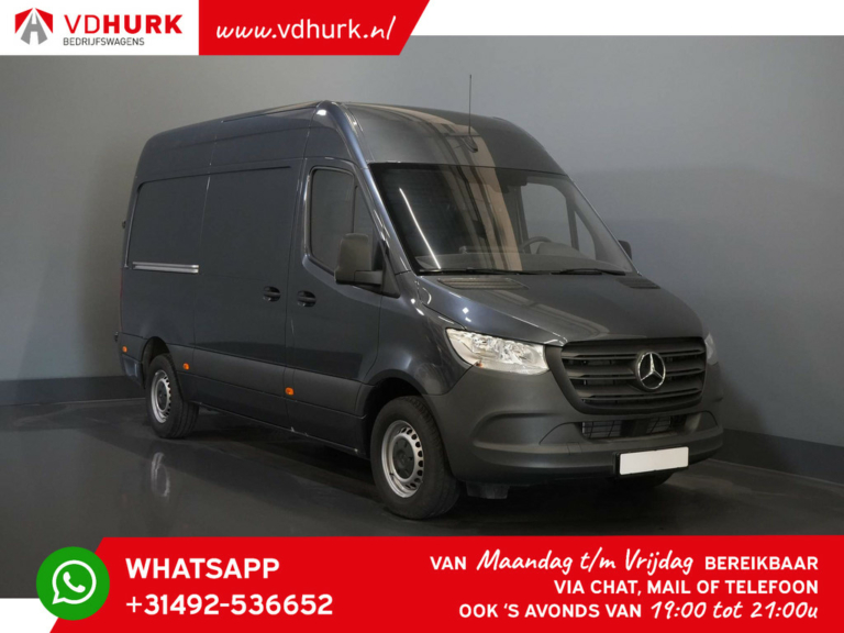 Mercedes-Benz Sprinter Bestelbus 319 CDI Aut. L2H2 3,5t Trekhaak./ Cruise/ Camera/ betimmerd/ MBUX