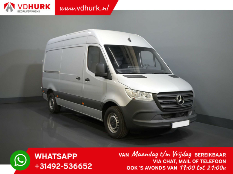 Mercedes-Benz Sprinter Van 319 CDI Aut. L2H2 3.5t Tow/ Cruise/ Camera/ lambrissé/ MBUX