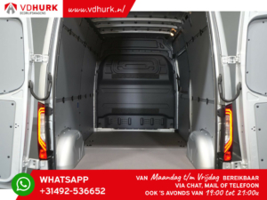 Mercedes-Benz Sprinter Van 12x! Aut. L2H2 LED/ 3t GVW/ Stand heater/ Carplay/ Cruise/ Camera/ Seatverw./ Towbar