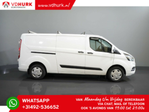 Ford Transit Custom Van 2.0 TDCI 130 hp L2 Stand heater/ Carplay/ Seat heating/ Roof racks/ Cruise/ Tow bar/ Air conditioning