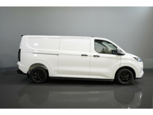 Ford Transit Custom Van 2.0 TDCI 136 hp L2 5 years/ 200,000km WARRANTY! LMV/ Spoiler/ Side steps/ LED/ Carplay/ Climate/ Camera/ PDC/ Cruise