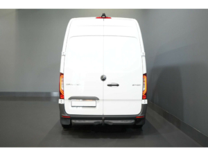 Mercedes-Benz Sprinter Van 211 Aut. L2H2 LED/ Stand heater/ Seat heating/ Climate/ Carplay/ Camera/ Cruise/ Towing hook