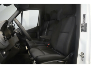 Mercedes-Benz Sprinter Van 211 Aut. L2H2 LED/ Stand heater/ Seat heating/ Carplay/ Camera/ Cruise/ Towing hook/ Air conditioning