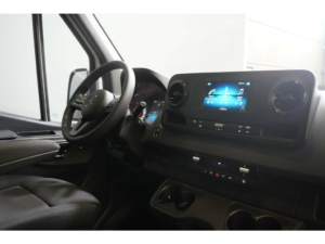 Mercedes-Benz Sprinter Van 211 Aut. L2H2 LED/ Stand heater/ Seat heating/ Climate/ Carplay/ Camera/ Cruise/ Towing hook