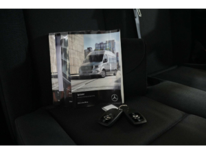 Mercedes-Benz Sprinter Open laadbak 317 CDI Aut. L3 Open body/ 3.5t Tow/ MBUX/ 4.3m body/ Seat heating/ Cruise/ Towbar