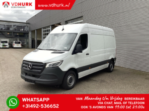 Mercedes-Benz Sprinter Van Aut. L2H2 LED/ Carplay/ Încălzire stand/ 3t GVW/ Croazieră/ Cameră/ Încălzire scaune/ Bara de remorcare/ Aer condiționat