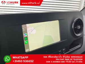 Mercedes-Benz Sprinter Van Aut. L2H2 LED/ Carplay/ Calefacción de pie/ 3t GVW/ Crucero/ Cámara/ Calefacción de asiento/ Barra de remolque/ Aire acondicionado.