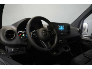 Mercedes-Benz Sprinter Van 211 Aut. L2H2 LED/ Carplay/ Chauffage au sol/ PTAC 3t/ Croisière/ Caméra/ Sièges chauffants/ Barre de remorquage/ Climatisation