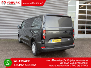 Ford Transit Custom Bestelbus 300 2.0 TDCI 136 pk L2 Trend 5 jaar garantie/ 200.000 km/ 2.7T trekverm./ Navi/ Laadruimte bekleding/ Stoelverw./ Carplay/ Clima