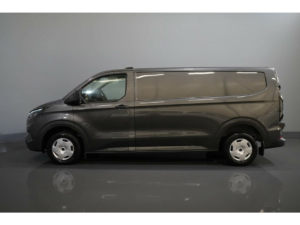 Ford Transit Custom Bestelbus 2.0 TDCI 136 pk L2 5 jaar garantie/ 200.000 km/ 2.7T trekverm./ Navi/ Laadruimte pakket/ Stoelverw./ Carplay/ Climate/ Camera/ P