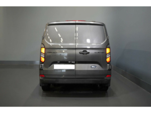 Ford Transit Custom Bestelbus 2.0 TDCI 136 pk L2 5 jaar garantie/ 200.000 km/ 2.7T trekverm./ Navi/ Laadruimte pakket/ Stoelverw./ Carplay/ Climate/ Camera/ P