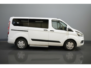 Ford Transit Custom Passenger Tourneo 2.0 TDCI E6 € 33.569- IVA inclusa/BPM Trend Combi/ Kombi/ 9 Persone/ 9 P