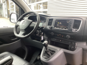 Opel Vivaro Van 2.0 CDTI 125 hp L3 HAGELSCHADE Carplay/ Cruise/ PDC V+A/ Airco