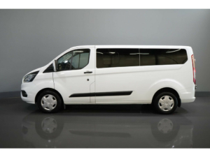 Ford Transit Custom Passenger Transport 2.0 TDCI 130 hp L2 € 33,682 incl. VAT/BPM Combi/ Kombi/ Cruise/ Camera/ PDC V+A/ Airco