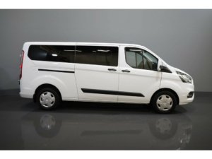 Ford Transit Custom Transporte de Pasajeros 2.0 TDCI 130 CV L2 33.682 € IVA incl. Combi/ Kombi/ Cruise/ Camera/ PDC V+A/ Airco