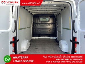 Volkswagen Crafter Van 35 2.0 TDI L3H2 Airco/ Bluetooth/ Комфортні сидіння/ Панель