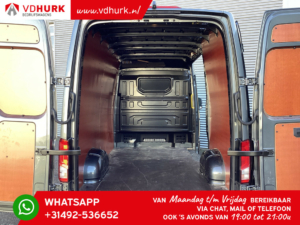 Volkswagen Crafter Van 35 2.0 TDI 140hp DSG Aut. L3H3 75 EDITION Шкіра/ Адапт. Круїз/ Світлодіоди/ Кермо регул./ Камера/ Регульоване сидіння/ Carplay/ PDC