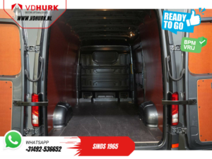 Volkswagen Crafter Van 35 2.0 TDI 140hp DSG Aut. L3H3 BPM БЕЗКОШТОВНО! 75 EDITION Шкіра / Адапт. Круїз / Світлодіоди / Підсилювач керма / Камера / Регульоване сидіння / Carplay / PDC