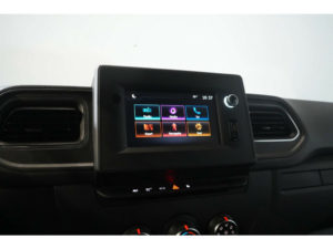 Renault Master Van T35 2.3 dCi 145 hp L2H2 DC Double Cab 7Pers./ Carplay/ Camera/ Cruise/ PDC