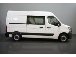 Renault Master Van T35 2.3 dCi 145 hp L2H2 DC Double Cab 7Pers./ Carplay/ Camera/ Cruise/ PDC