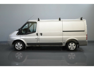 Ford Transit Bestelbus 2.2 TDCI 115 pk Euro 5 280M L2 APK 9-2025/ Limited/ 2x Schuifdeur/ 2.8t Trekverm./ Airco/ Camera/ Cruise