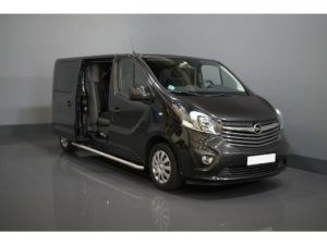 Opel Vivaro Van 1.6 CDTI 150 cv L2 DC Doppia Cabina/ 2x Porta scorrevole/ Keyless/ Riscaldamento sedili/ Navi/ Cruise/ PDC/ Barre laterali